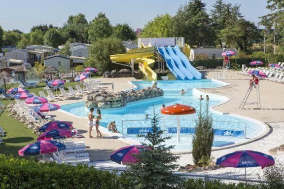 Hotel Alexi Alexandra41 Onzain Exteriér fotografie